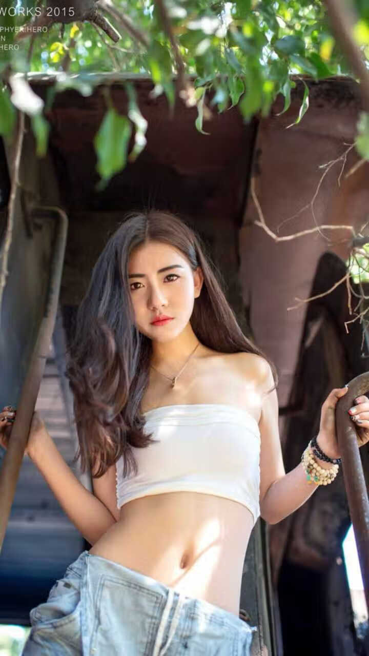 中国篮球国际交流合作稳步推进，扩大影响力，国际篮球联合会与中国篮球协会的英文缩写分别是